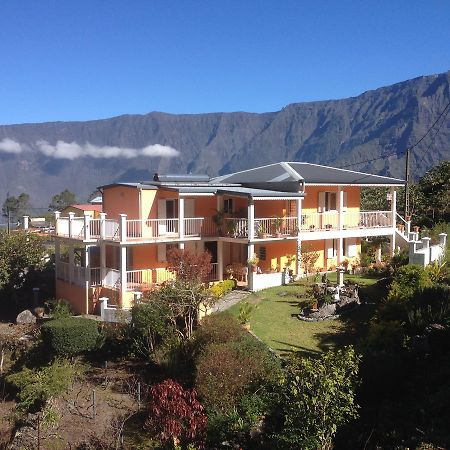 Villa Les Begonias Cilaos Exterior foto