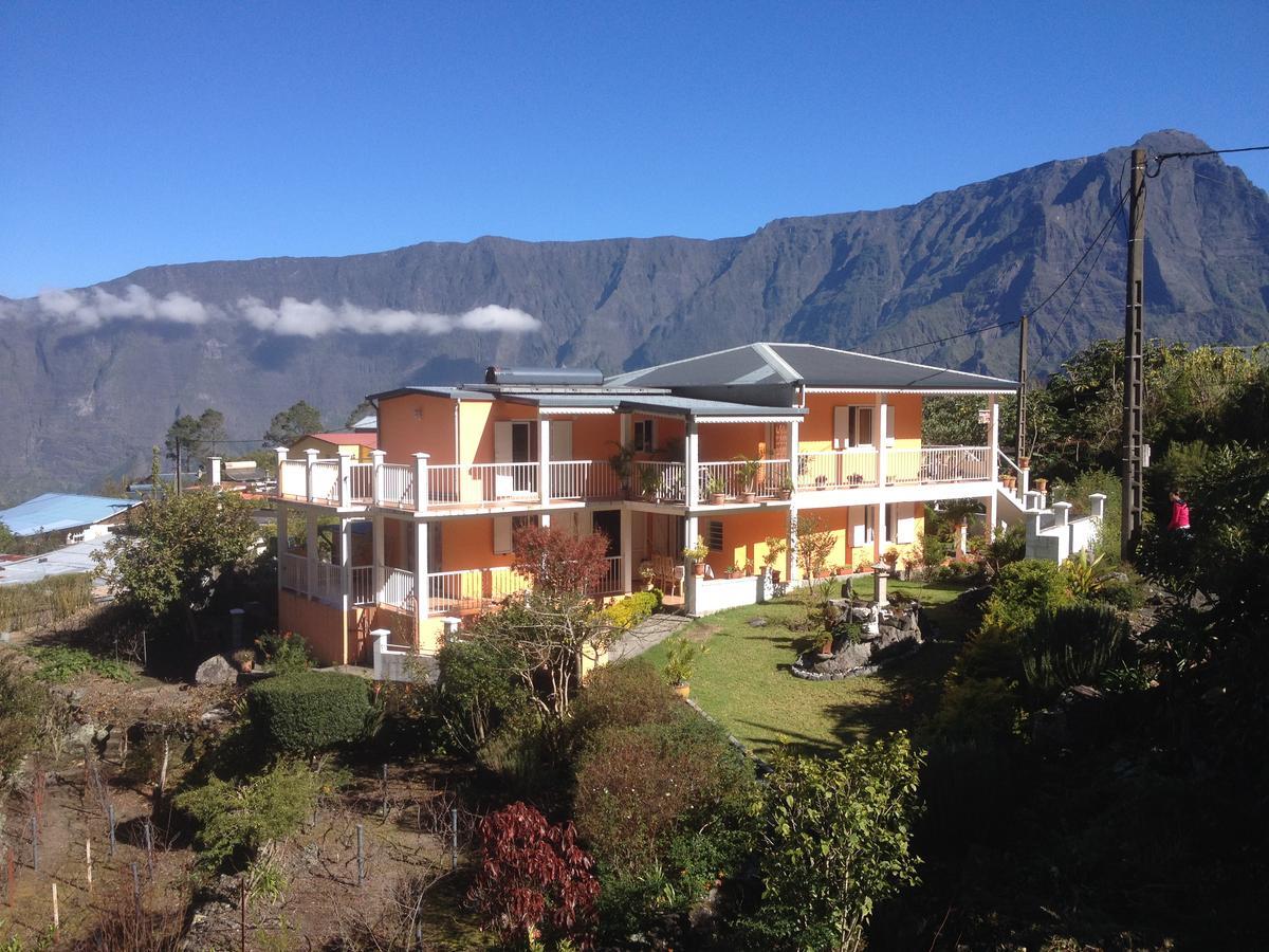 Villa Les Begonias Cilaos Exterior foto