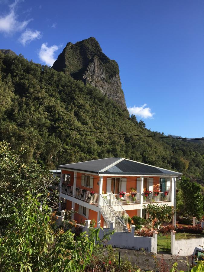 Villa Les Begonias Cilaos Exterior foto